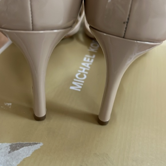 Michael Kors Women's Kimberly Ankle-Strap Sandals - Picture 7 of 9